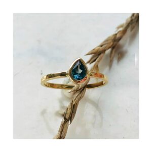 Ręcznie wykonany złoty pierścionek LACRIMA BLUE 01