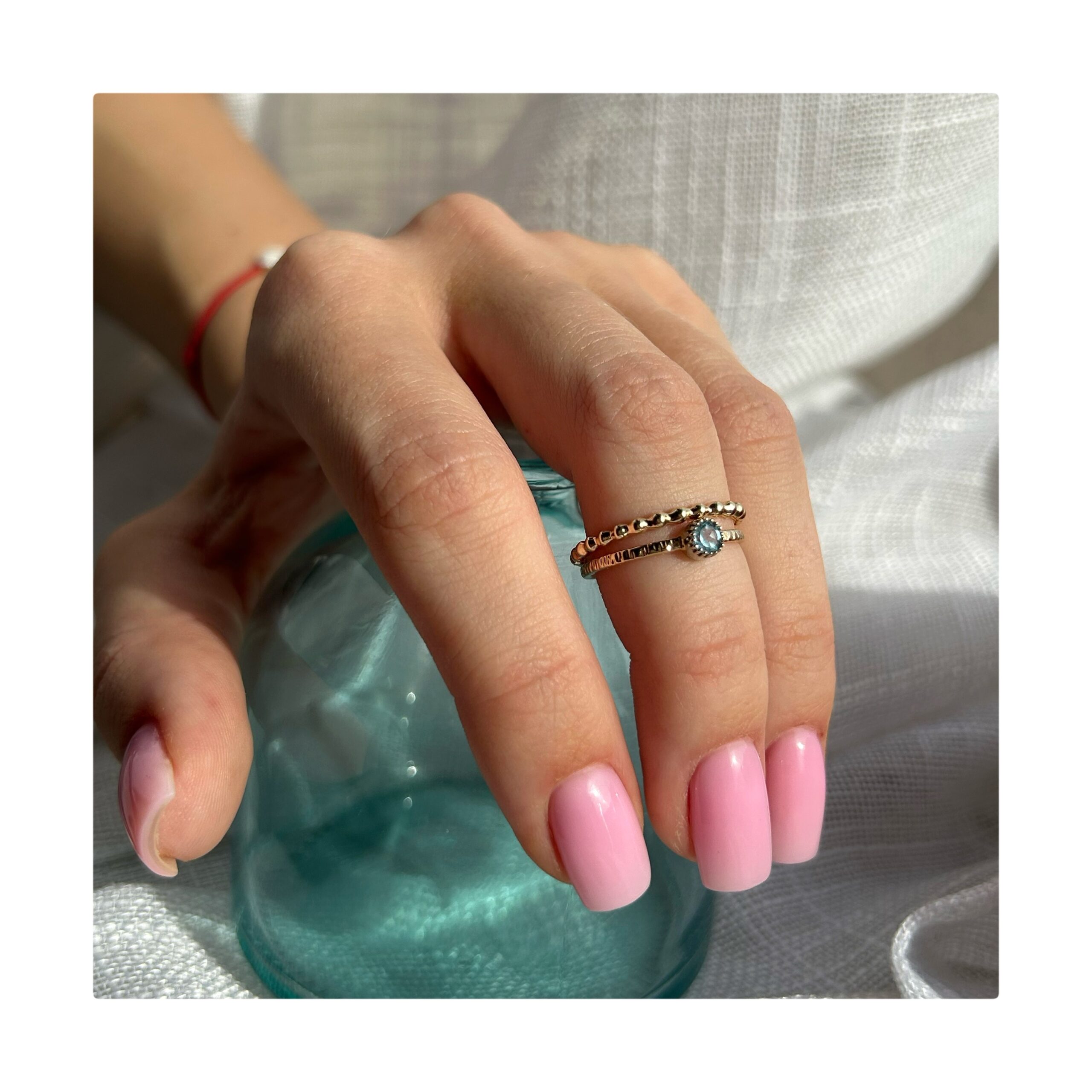 Złoty pierścionek LUNA z naturalnym topazem swiss blue – złoto 585 - obrazek 2