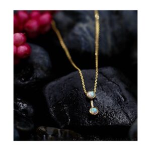 Złoty naszyjnik z opalem