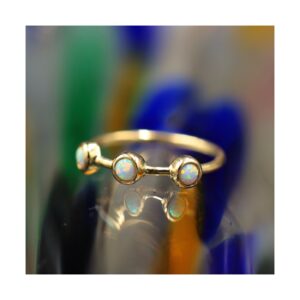 Pierścionek z opalem