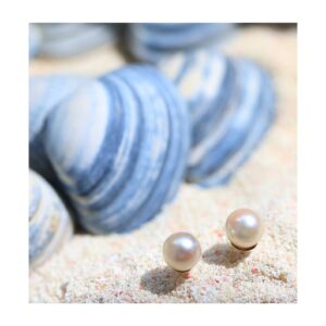 ISLA- złote kolczyki na sztyfcie z perłą